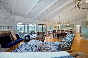 3046 Skycrest Drive