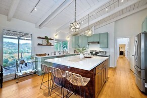 3046 Skycrest Drive