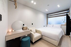 Lazy Tiger Hotel