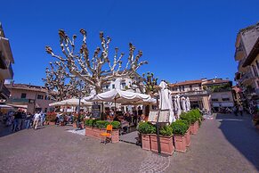 La Caravella Stresa Lake View