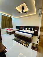 Hotel Taj Silver Palace