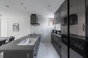 THE VELLMORE