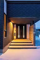 THE VELLMORE