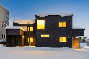 THE VELLMORE