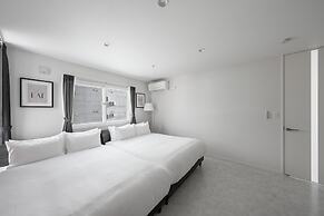 THE VELLMORE