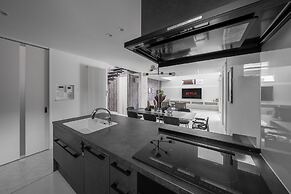 THE VELLMORE