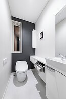 THE VELLMORE