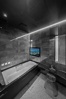 THE VELLMORE