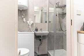 Stylish 1BR Apartment Meidling Center
