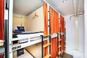 Peta Lodge Backpacker Hostel