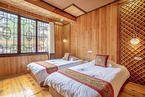 Longji Jingyue Hotel