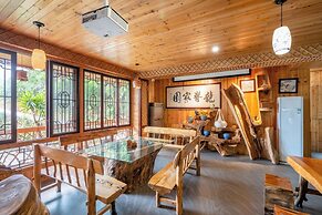 Longji Jingyue Hotel