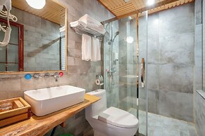 Longji Jingyue Hotel