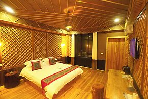 Longji Jingyue Hotel