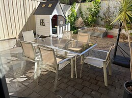 Cloverdale Family Accommodation