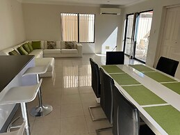 Cloverdale Family Accommodation