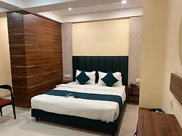 Hotel Enigma Indore