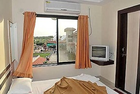 KDM Hotel Sai Geeta