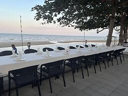 Leamsai Beach Resort