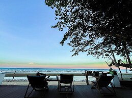 Leamsai Beach Resort