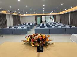 Leamsai Beach Resort