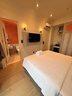 Maharaja Lounge & Hotels