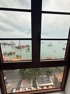 Maharaja Lounge & Hotels