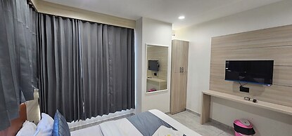 HOTEL ROYAL VIEW