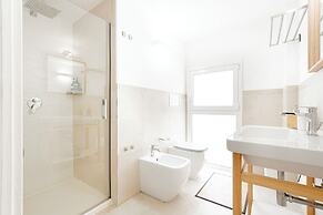 Eos Sea View Apartment