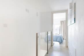 Eos Sea View Apartment