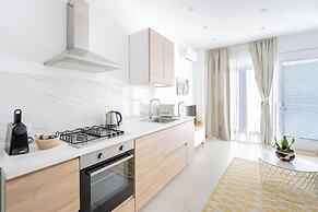 Eos Sea View Apartment