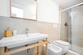 Eos Sea View Apartment