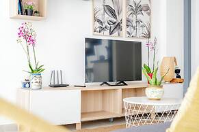 Eos Sea View Apartment