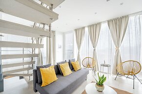 Eos Sea View Apartment