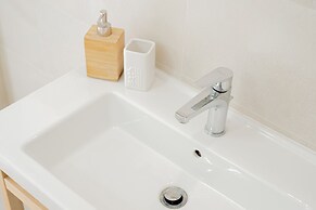 Eos Sea View Apartment