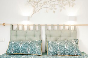 Eos Sea View Apartment