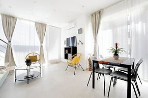 Eos Sea View Apartment
