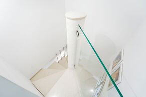 Eos Sea View Apartment