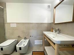 Eos Sea View Apartment