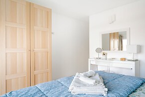 Eos Sea View Apartment