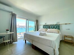 Eos Sea View Apartment