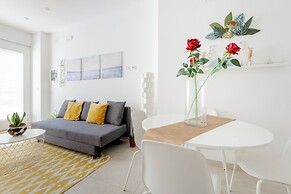 Eos Sea View Apartment