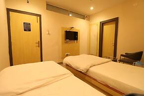 Hotel Pratap Grand