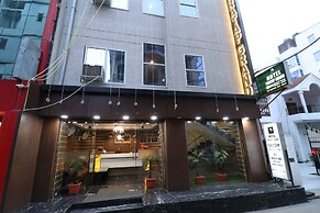 Hotel Pratap Grand