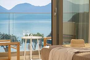 Edem Beachfront Luxury Villa