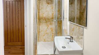 Relax Inn - Thorpe Lodge Hotel