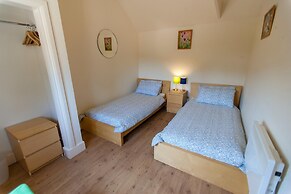 Peaceful Family Retreat in Kent Downs
