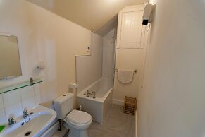 Peaceful Family Retreat in Kent Downs