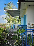 The TINY Cottage