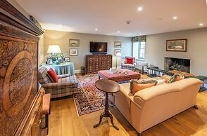 Rosebery Estate